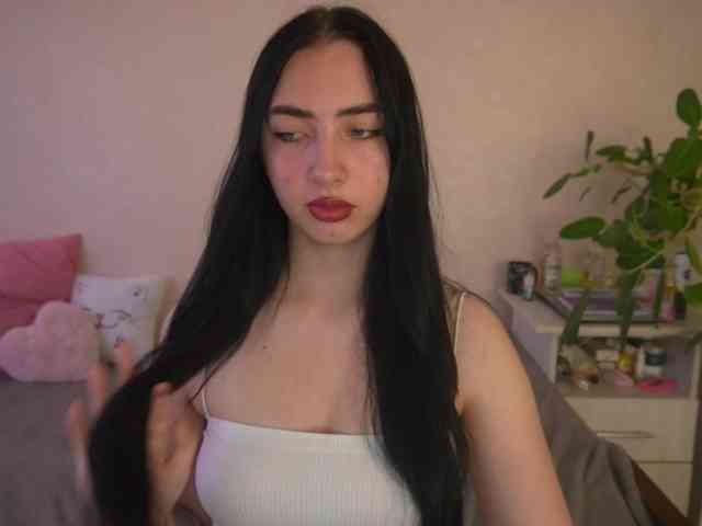 WildKittenX webcam
