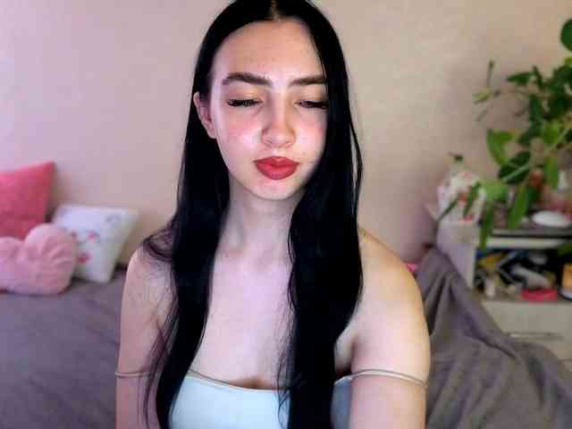 WildKittenX webcam