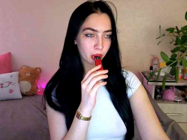 WildKittenX webcam