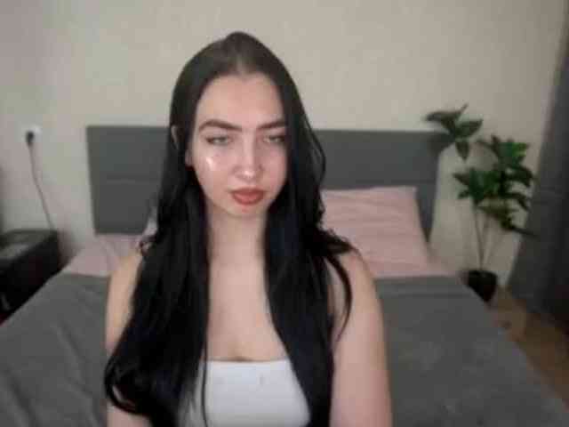 WildKittenX webcam
