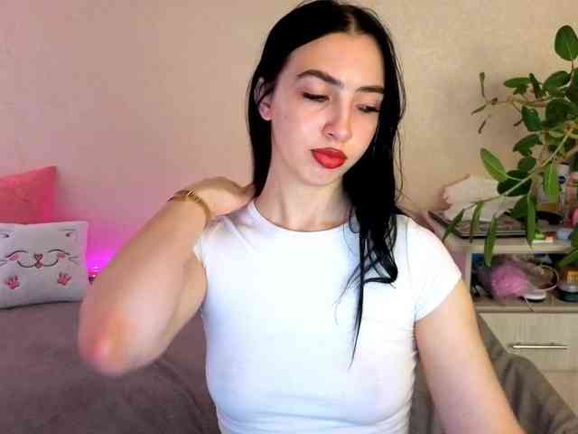 WildKittenX webcam