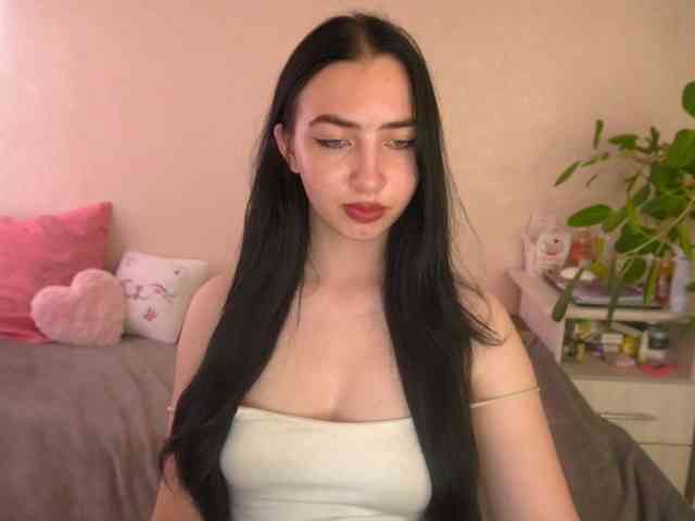 WildKittenX webcam