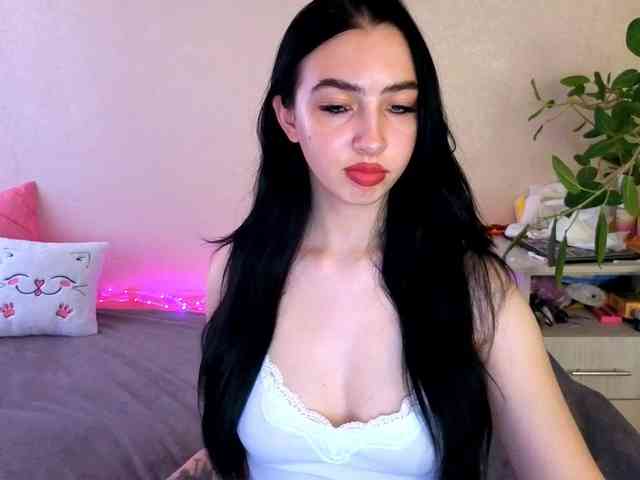 WildKittenX webcam
