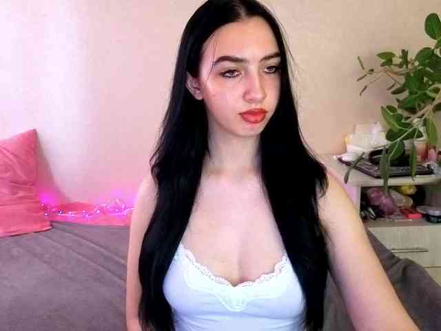WildKittenX webcam