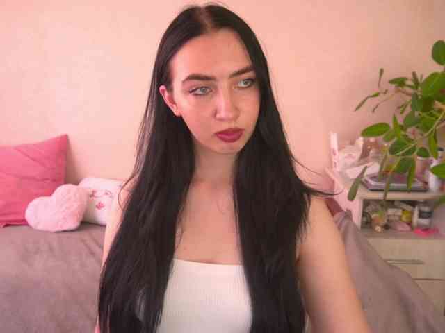 WildKittenX webcam