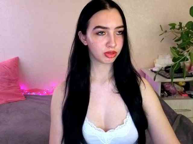 WildKittenX webcam