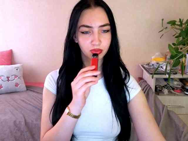 WildKittenX webcam