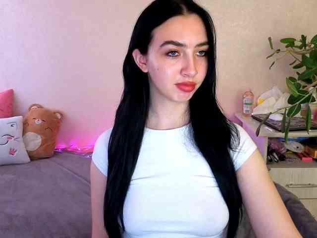 WildKittenX webcam