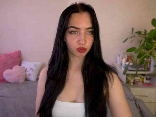 WildKittenX webcam