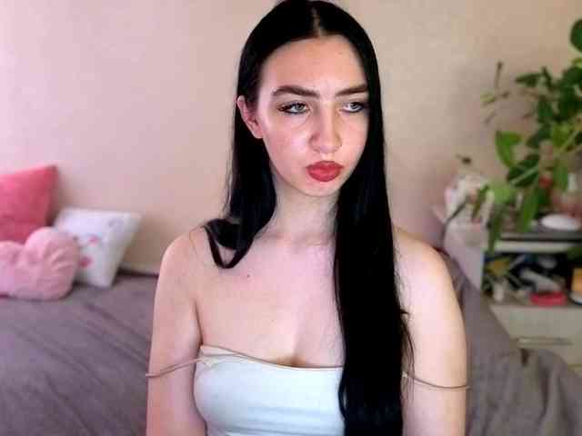 WildKittenX webcam