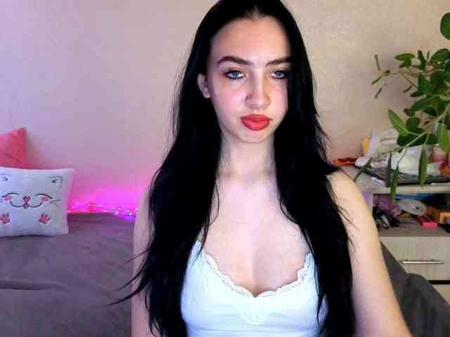 WildKittenX webcam