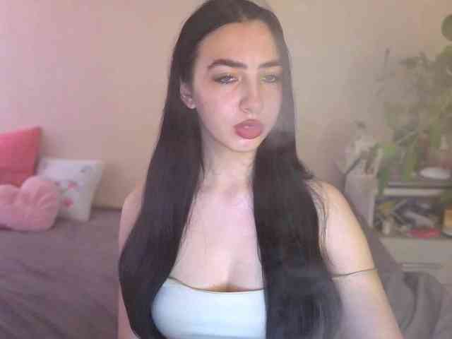 WildKittenX webcam