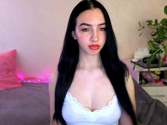 WildKittenX webcam