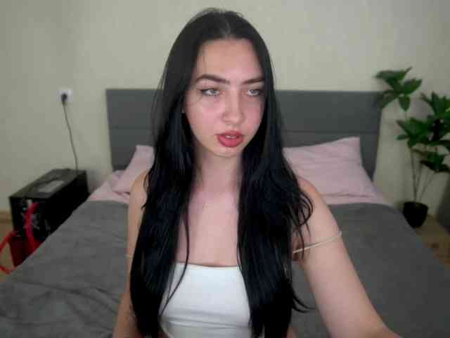 WildKittenX webcam