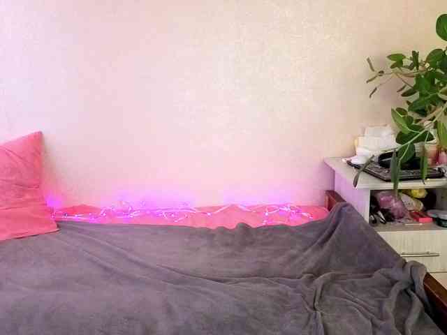 WildKittenX webcam