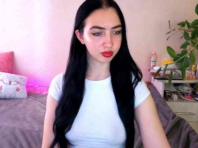 WildKittenX webcam