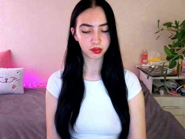 WildKittenX webcam