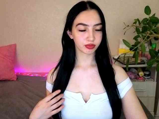 WildKittenX webcam