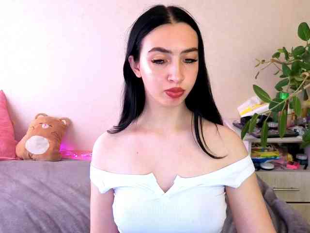 WildKittenX webcam
