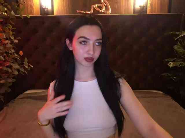 WildKittenX webcam