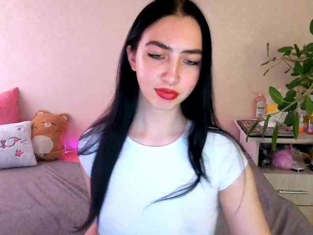 WildKittenX webcam