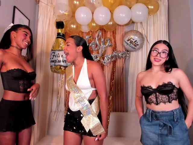 hotties-kittens webcam
