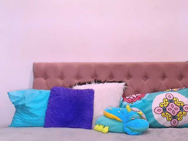 Candyb live cam on BongaCams