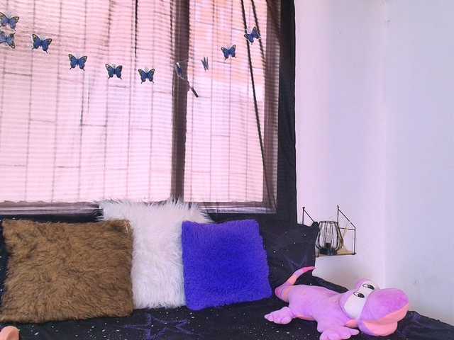 Candyb live cam preview