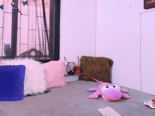 Candyb live cam on BongaCams