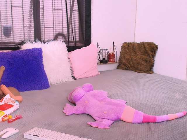 Candyb live cam preview