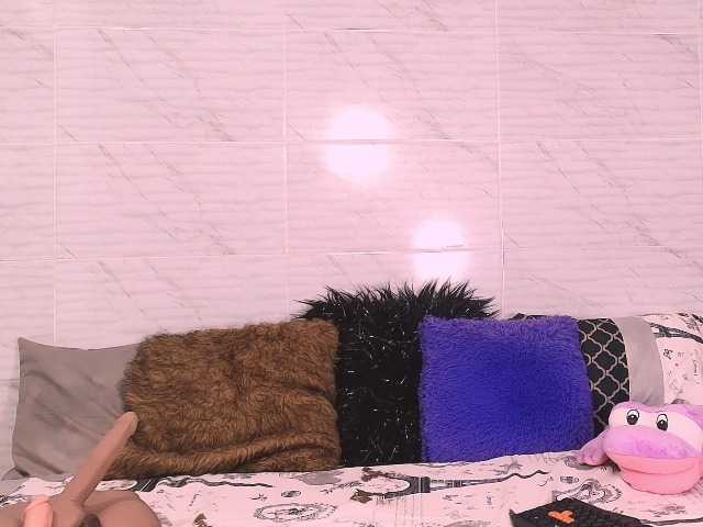 Candyb live cam on BongaCams