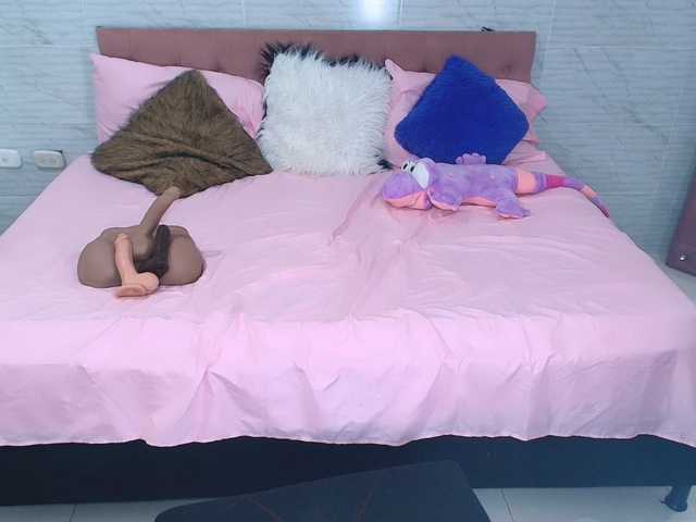 Candyb live cam on BongaCams