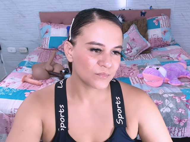 Candyb live webcam show