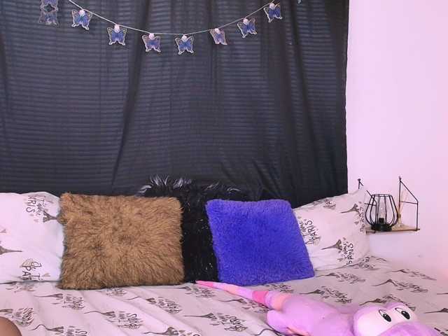 Candyb live cam on BongaCams