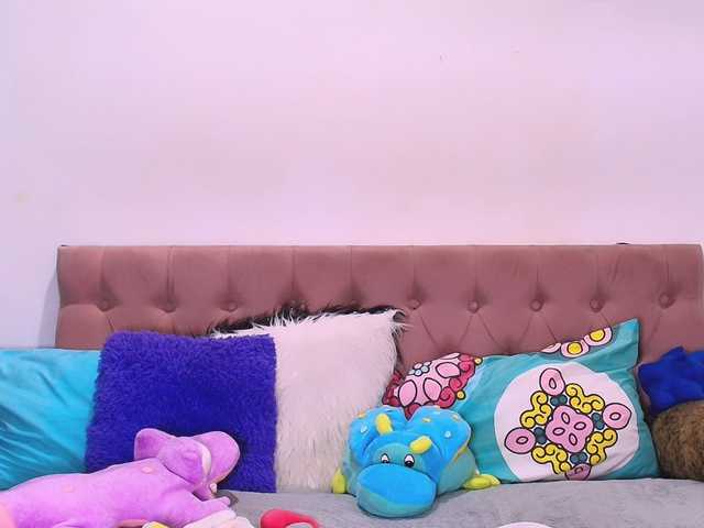 Candyb live cam on BongaCams