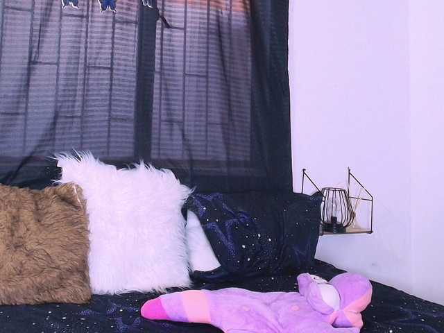 Candyb live cam on BongaCams