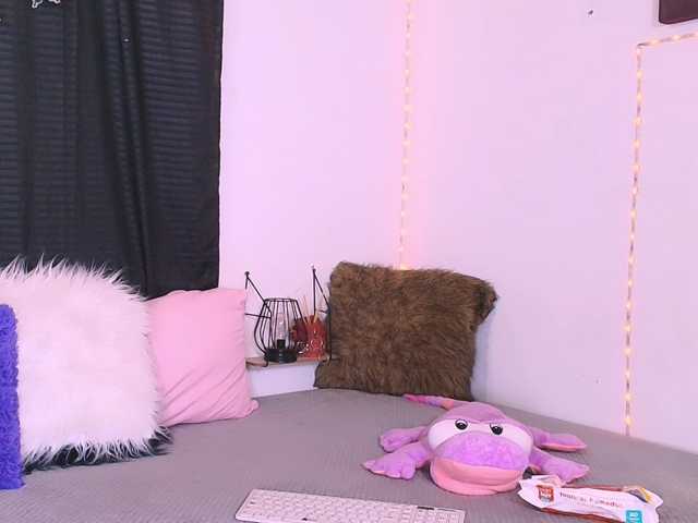 Candyb live cam on BongaCams