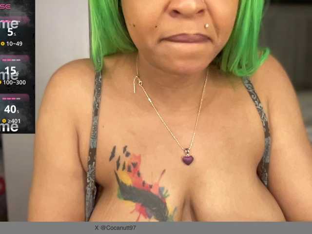 CocaNutt live cam on BongaCams