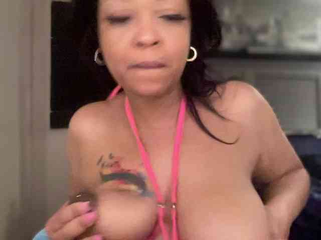 CocaNutt webcam