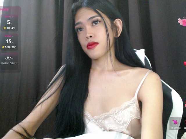 lonelygirljenny live webcam show