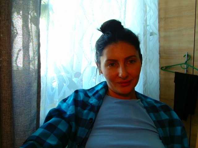 Irina9793 live cam on BongaCams