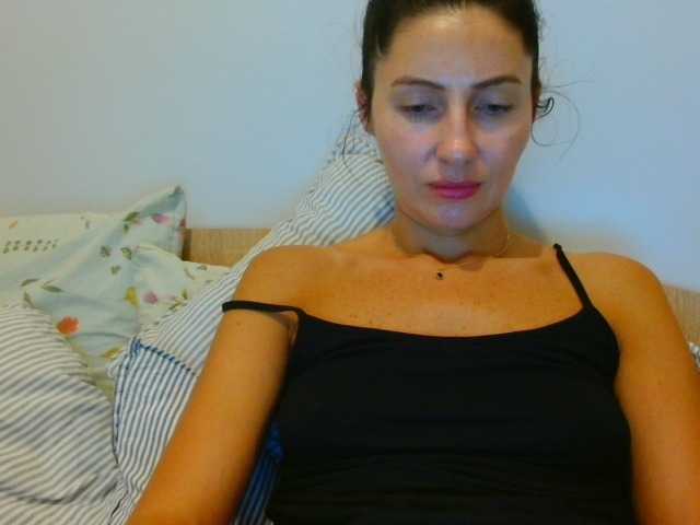 Irina9793 live webcam show