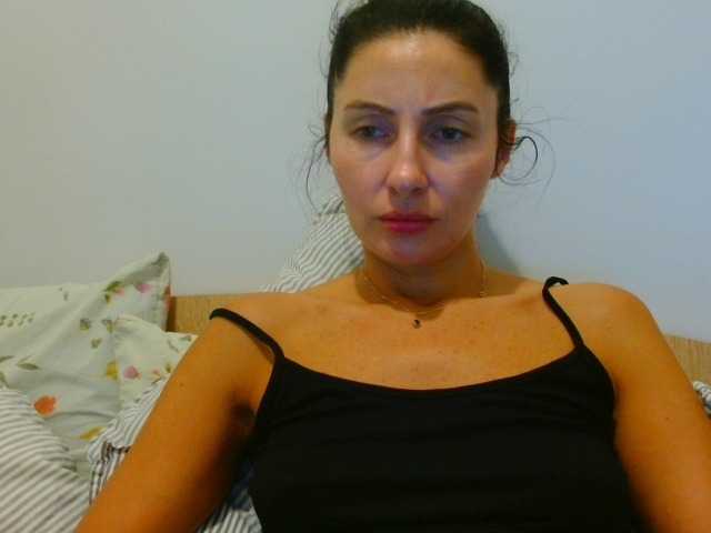 Irina9793 live webcam show