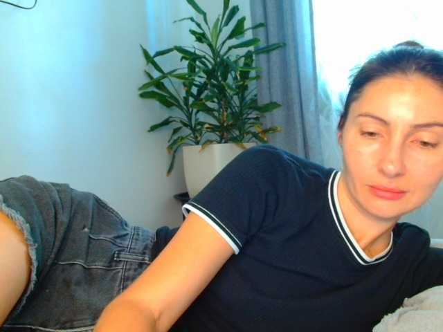 Irina9793 live cam on BongaCams