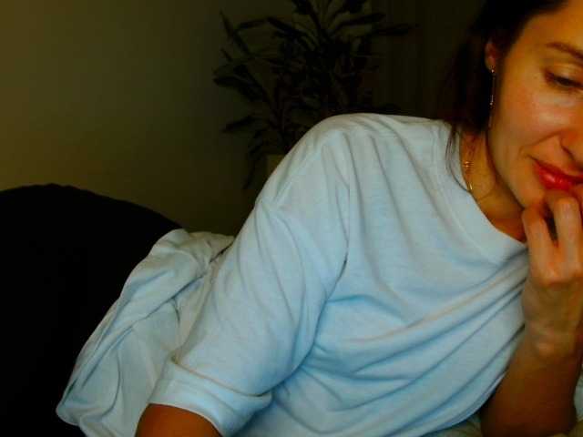 Irina9793 Live Cam on BongaCams