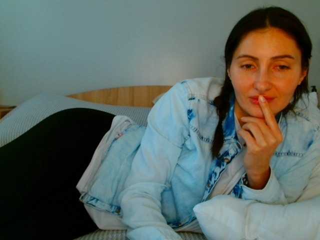 Irina9793 live cam