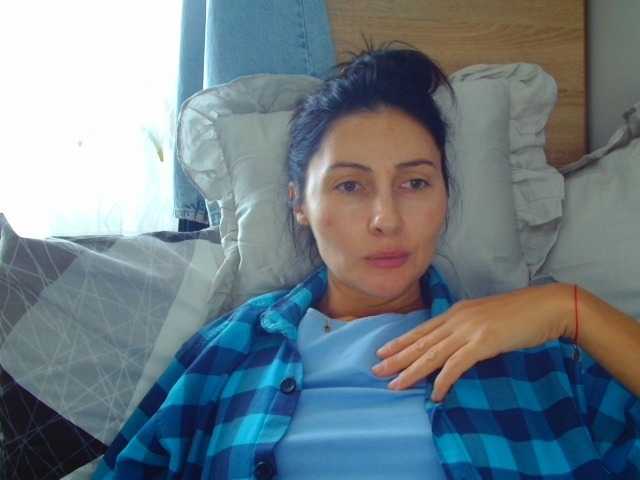 Irina9793 live cam on BongaCams