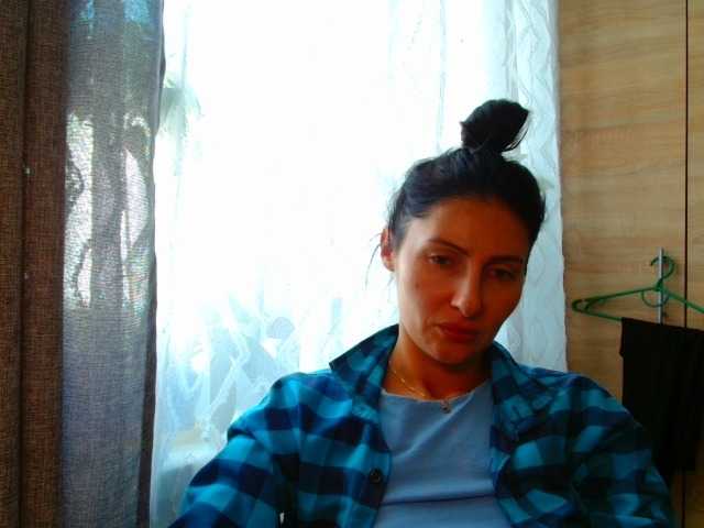 Irina9793 live cam on BongaCams