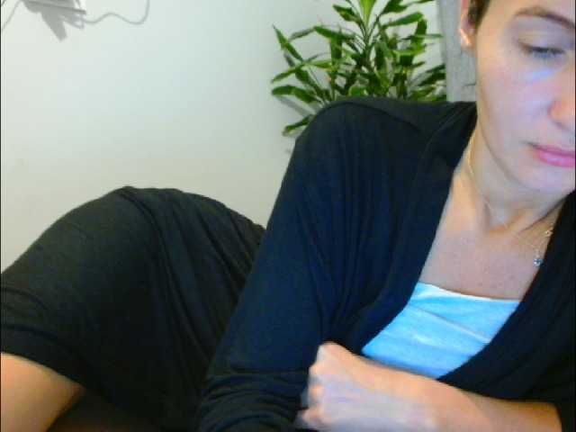 Irina9793 live cam on BongaCams