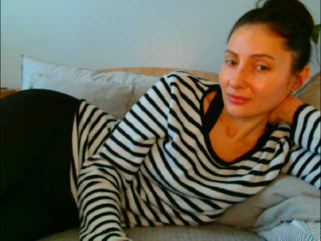 Irina9793 live cam